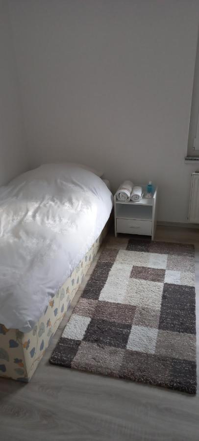 Messe Luxury Room Хановер Екстериор снимка
